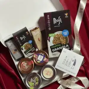 54403561.jpg Pastă de Caramel cu Căpșună