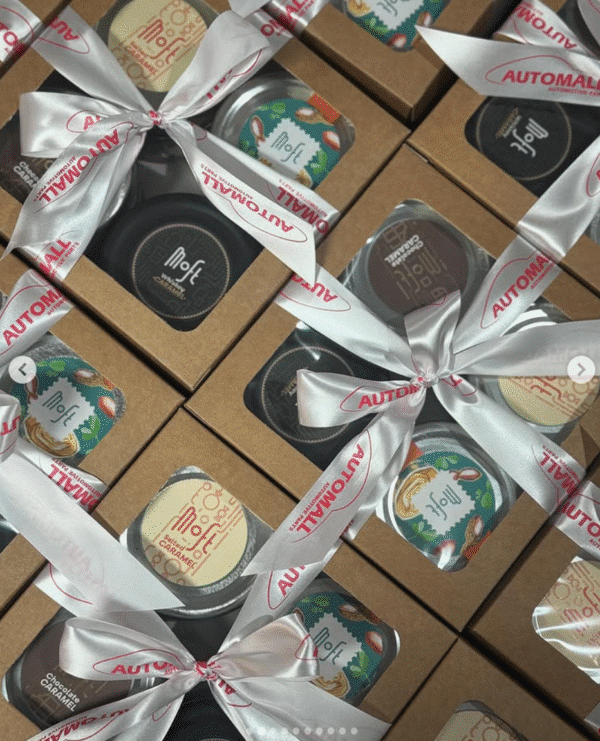 Cadouri Corporative Personalizate (Precomandă)